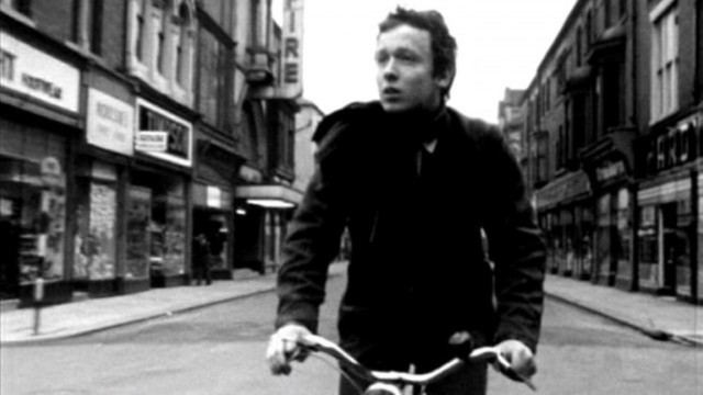 Boy and Bicycle. Cortometraje dirigido por Ridley Scott