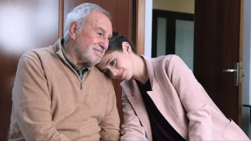 Con los abuelos, somos +Familia