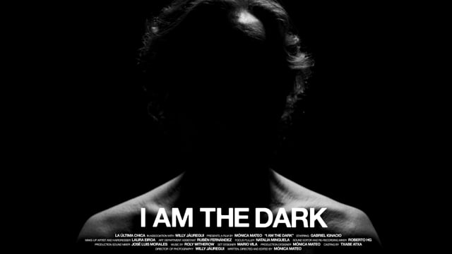 I am the dark. Cortometraje conceptual de Mónica Mateo