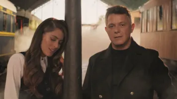 Un Beso en Madrid - TINI, Alejandro Sanz