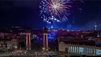 Barcelona s'il·lumina - Buhos